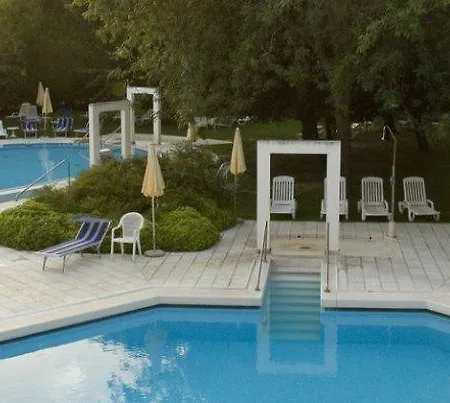 奥维多温泉酒店 酒店 4*