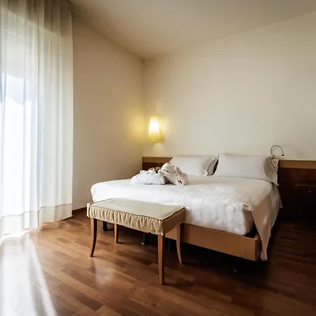 Hotel Termeterna 4*