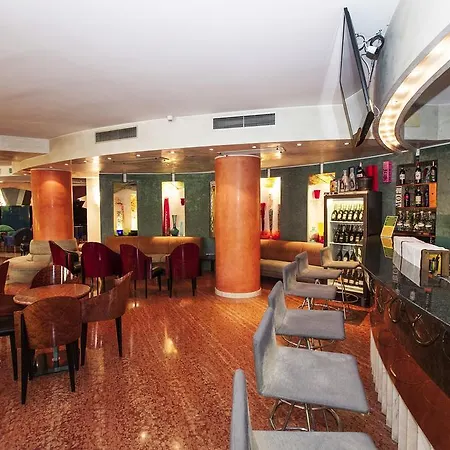 فندق Termeterna 4*